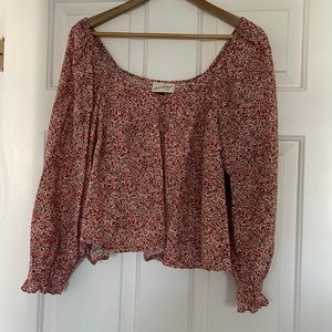 Floral top, can be worn off shoulder